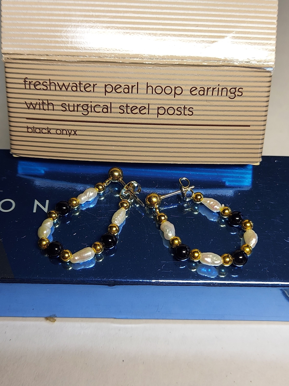 Vintagw Avon Freshwater Pearl and Black Onyx Hoop Earrings with Gold Beads